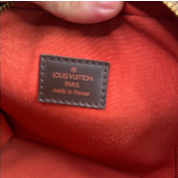 LOUIS VUITTON DAMIER BROWN UNISEX CROSSBODY WITH DUST BAG - Picture 15 of 16